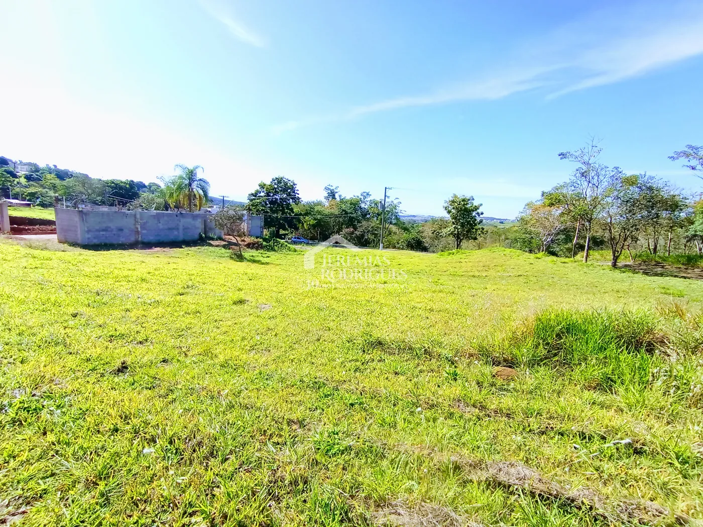 Comprar Terreno / Condom&iacute;nio em Taubat&eacute; R$ 335.000,00 - Foto 3