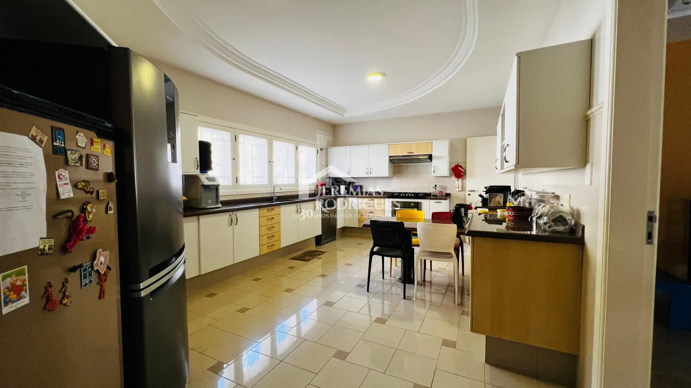 Alugar Casa / Condom&iacute;nio em Taubat&eacute; R$ 15.000,00 - Foto 8