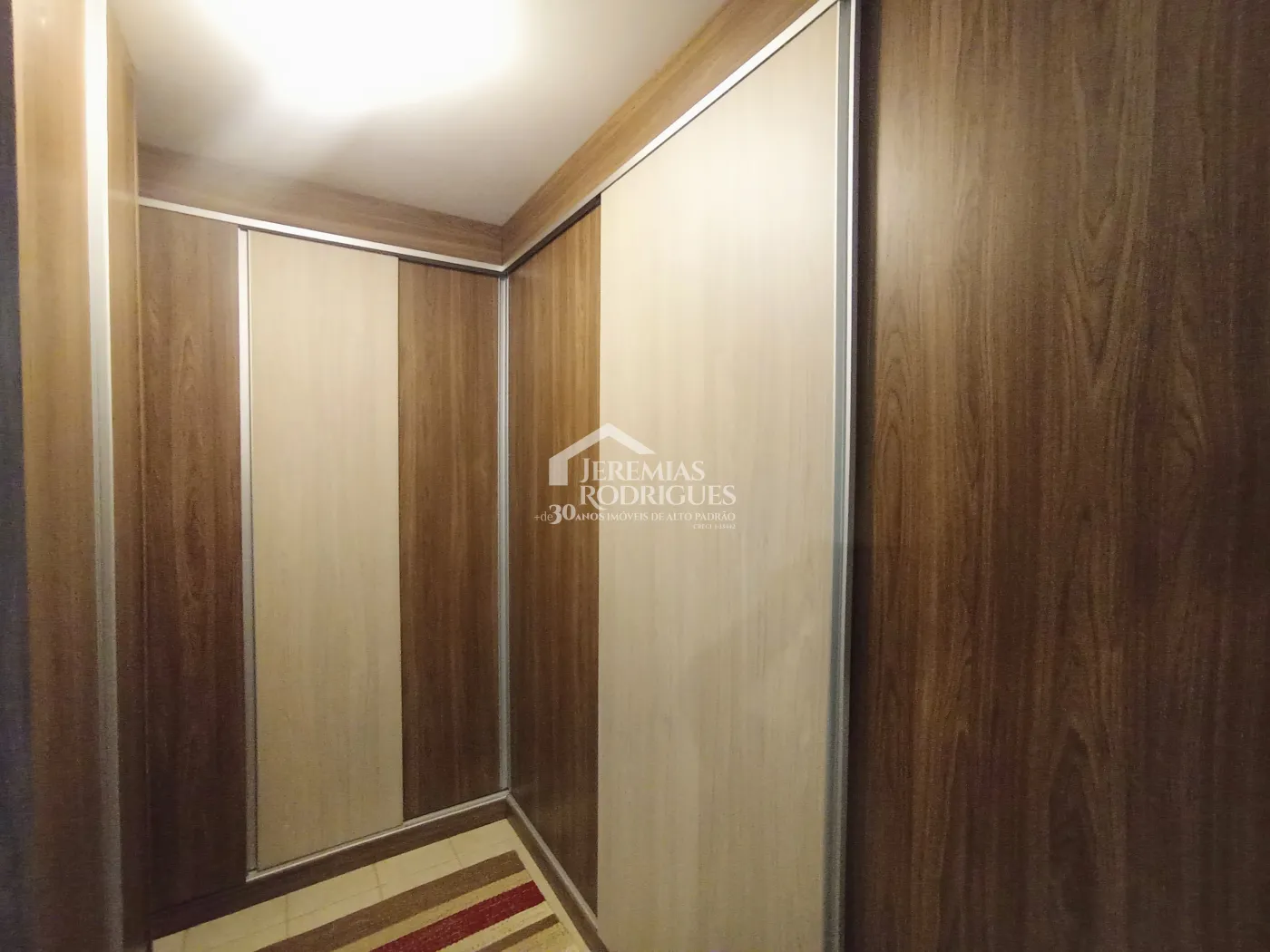 Alugar Casa / Condom&iacute;nio em Pindamonhangaba R$ 9.816,72 - Foto 41