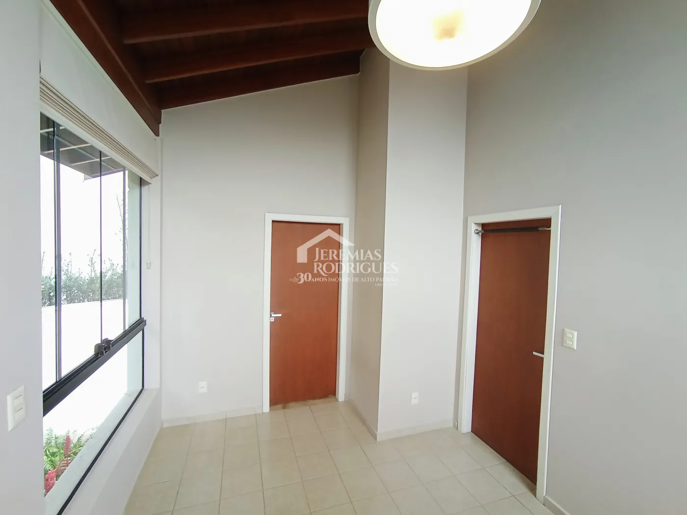 Alugar Casa / Condom&iacute;nio em Pindamonhangaba R$ 9.816,72 - Foto 51