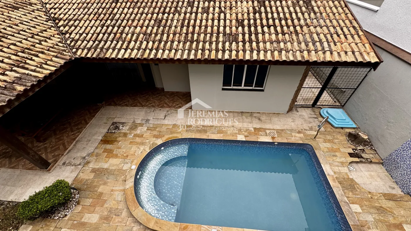 Comprar Casa / Padr&atilde;o em Pindamonhangaba R$ 900.000,00 - Foto 14