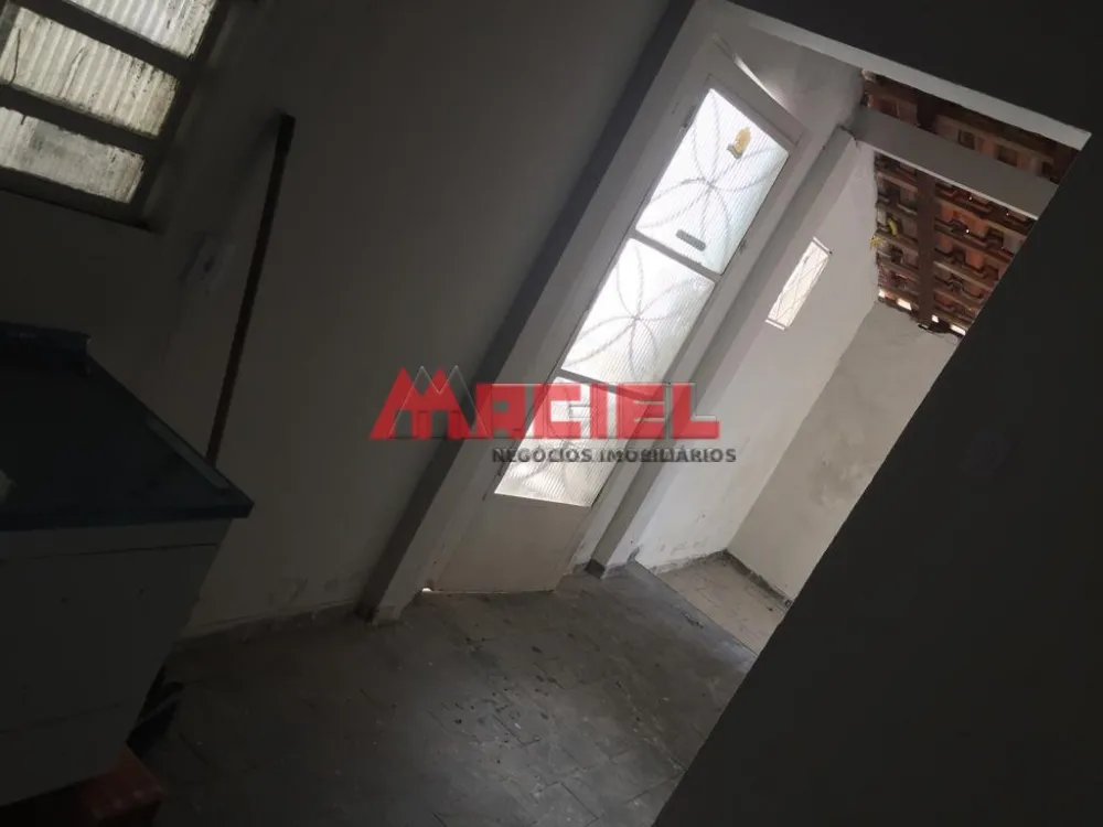 Comprar Casa / Padr&atilde;o em Sao Jose dos Campos R$ 390.000,00 - Foto 2