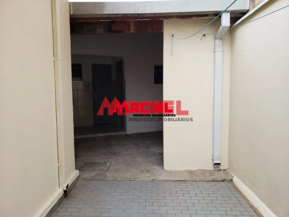 Alugar Casa / Padr&atilde;o em Sao Jose dos Campos R$ 1.400,00 - Foto 14