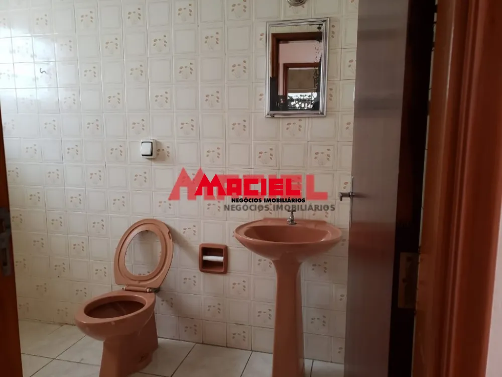 Alugar Casa / Padr&atilde;o em Sao Jose dos Campos R$ 1.400,00 - Foto 11