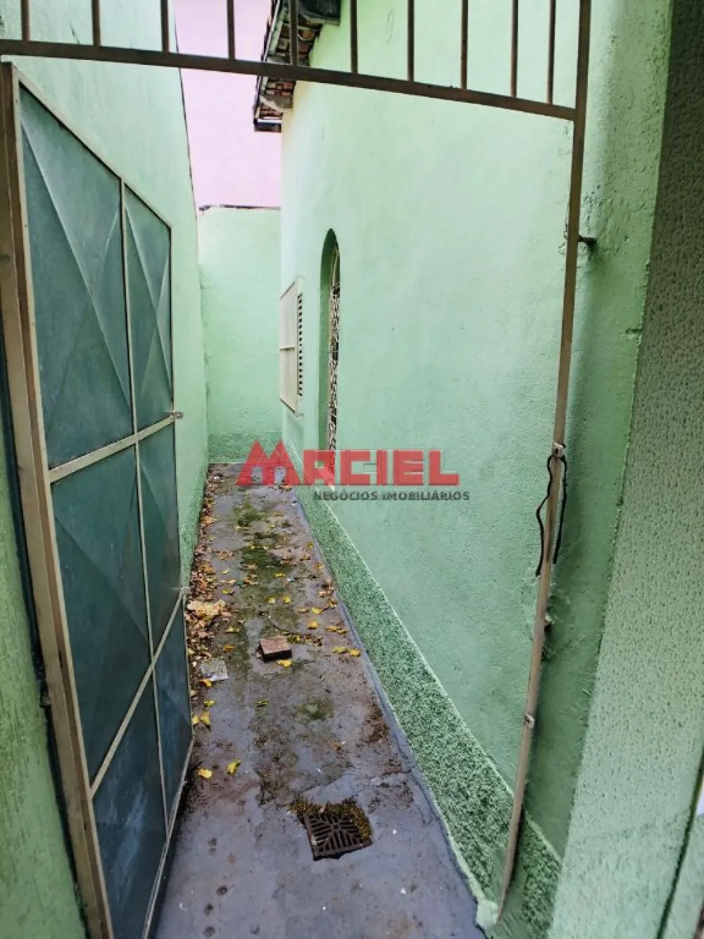 Comprar Casa / Padr&atilde;o em S&atilde;o Jos&eacute; dos Campos R$ 570.000,00 - Foto 3