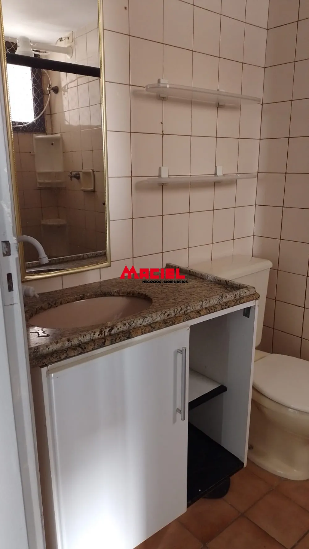 Alugar Apartamento / Padr&atilde;o em S&atilde;o Jos&eacute; dos Campos R$ 2.250,00 - Foto 14