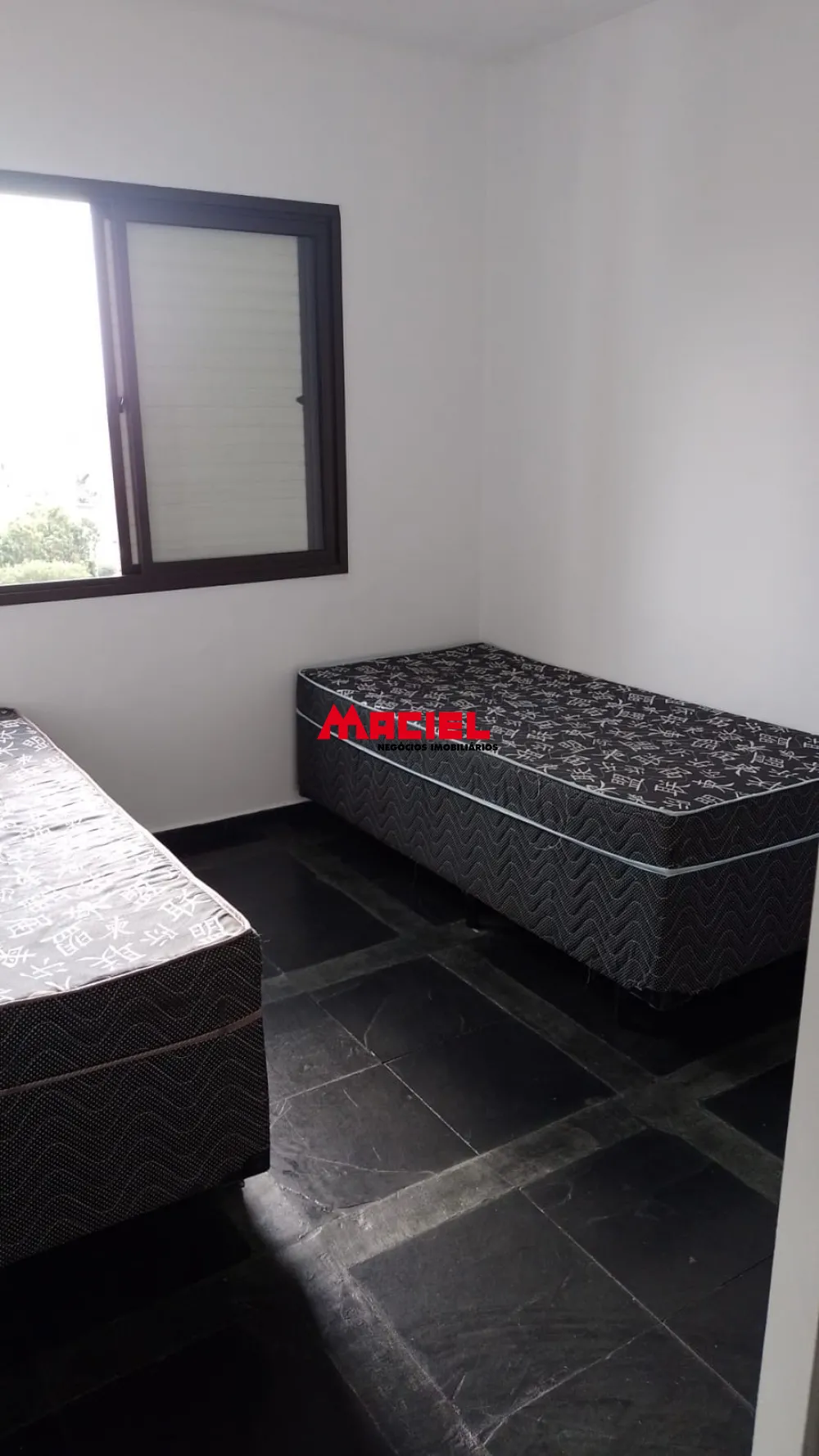 Alugar Apartamento / Padr&atilde;o em S&atilde;o Jos&eacute; dos Campos R$ 2.250,00 - Foto 12