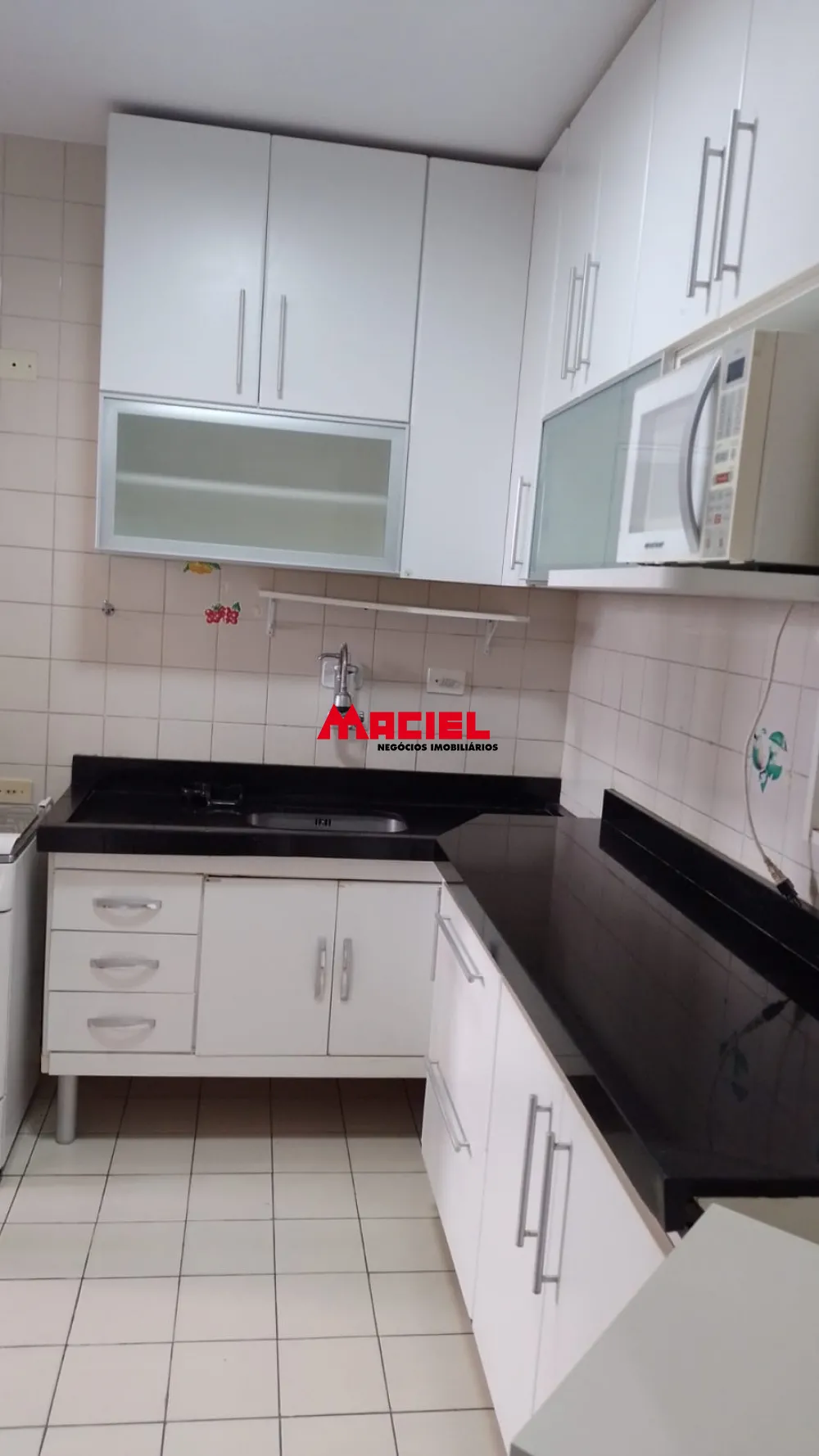 Alugar Apartamento / Padr&atilde;o em S&atilde;o Jos&eacute; dos Campos R$ 2.250,00 - Foto 15