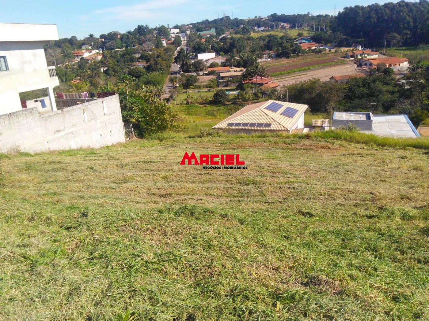 Comprar Terreno / Residencial em Taubat&eacute; R$ 360.000,00 - Foto 1