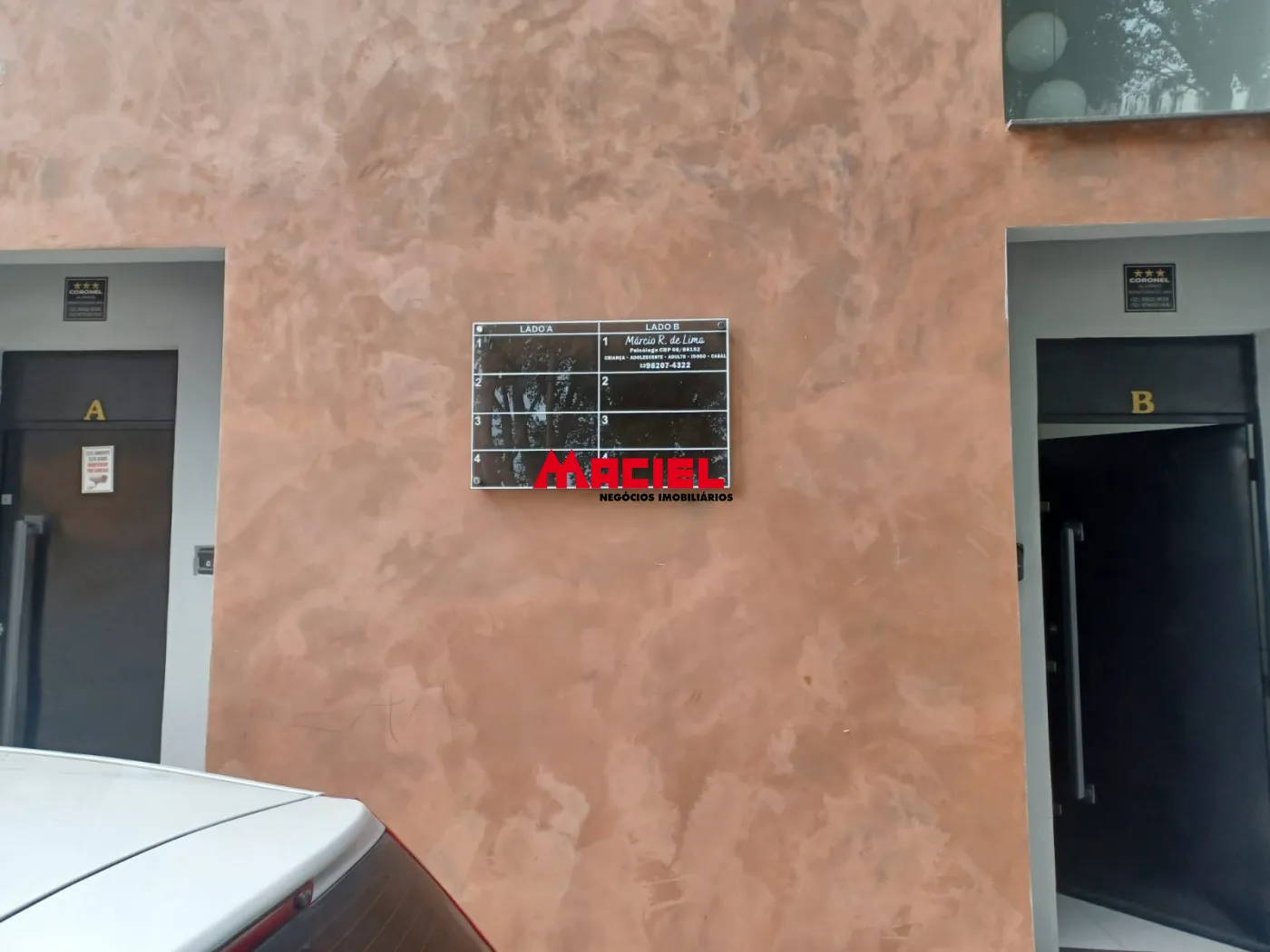 Comprar Comercial / Pr&eacute;dio em S&atilde;o Jos&eacute; dos Campos R$ 885.000,00 - Foto 2