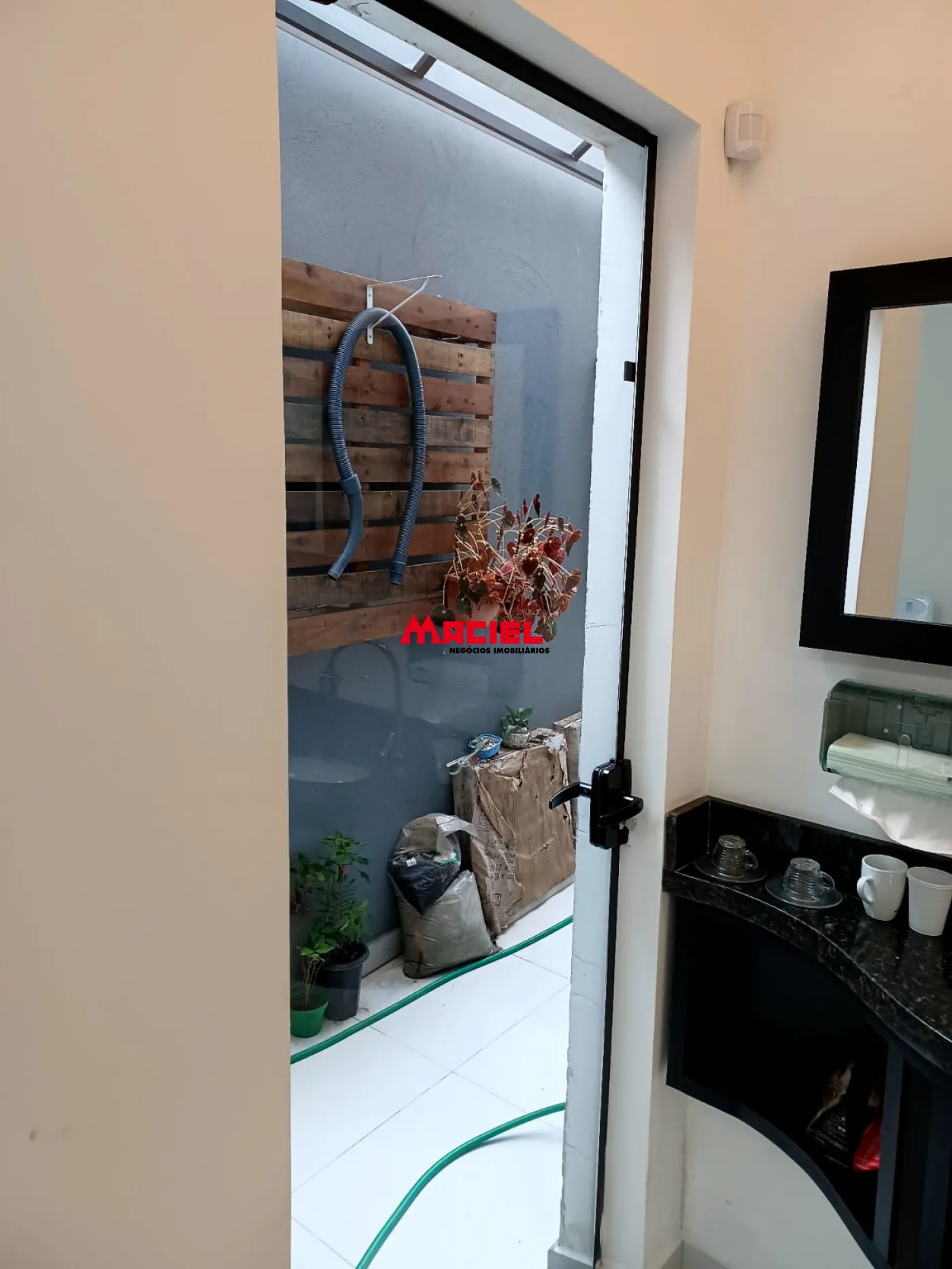 Comprar Comercial / Pr&eacute;dio em S&atilde;o Jos&eacute; dos Campos R$ 885.000,00 - Foto 15