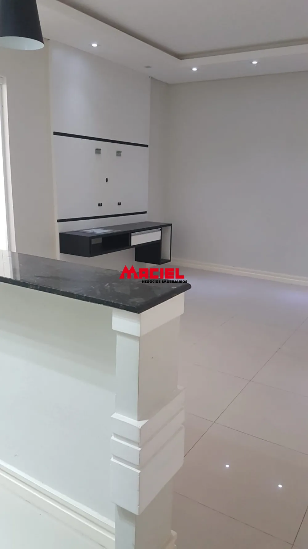 Comprar Casa / Padr&atilde;o em S&atilde;o Jos&eacute; dos Campos R$ 680.000,00 - Foto 3