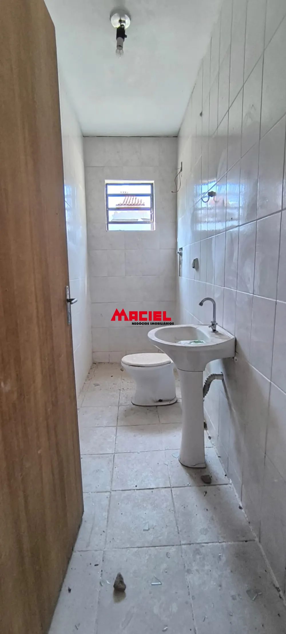 Alugar Casa / Sobrado em S&atilde;o Jos&eacute; dos Campos R$ 2.500,00 - Foto 8