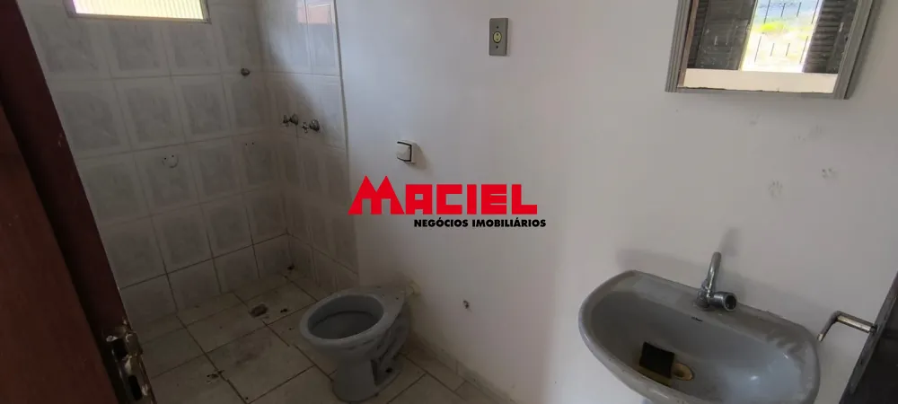 Alugar Casa / Sobrado em S&atilde;o Jos&eacute; dos Campos R$ 2.500,00 - Foto 15