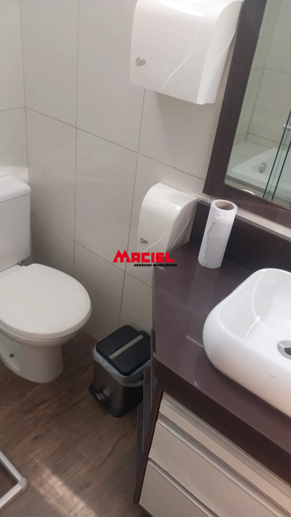 Alugar Comercial / Galp&atilde;o em S&atilde;o Jos&eacute; dos Campos R$ 9.500,00 - Foto 16