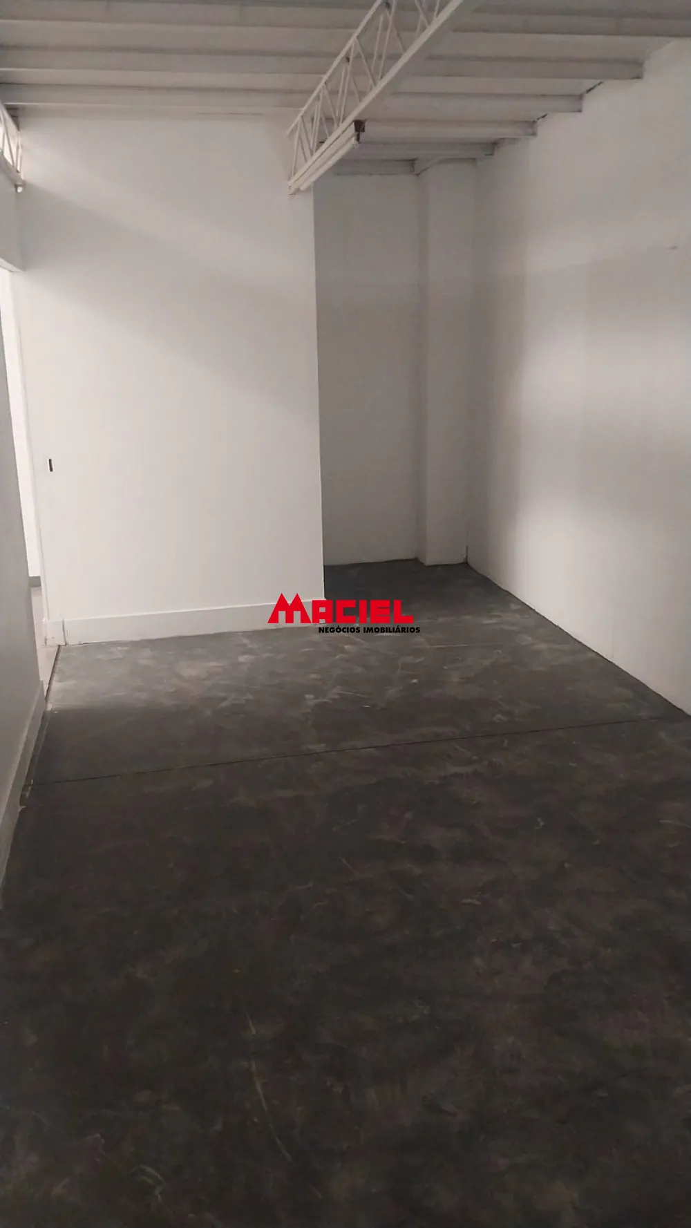 Alugar Comercial / Galp&atilde;o em S&atilde;o Jos&eacute; dos Campos R$ 9.500,00 - Foto 17