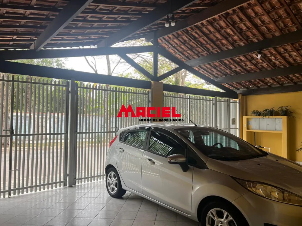 Comprar Casa / Padr&atilde;o em S&atilde;o Jos&eacute; dos Campos R$ 960.000,00 - Foto 2