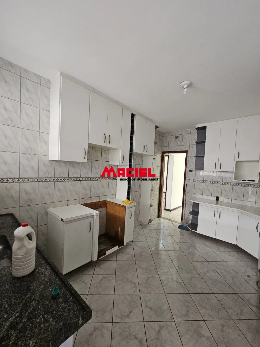 Comprar Casa / Padr&atilde;o em S&atilde;o Jos&eacute; dos Campos R$ 560.000,00 - Foto 14