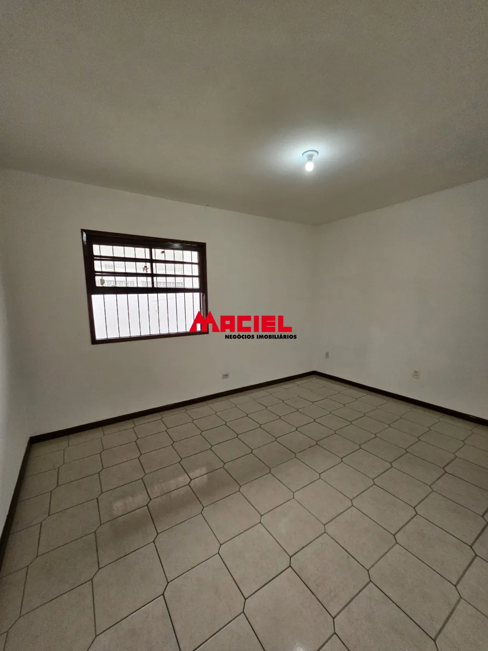 Comprar Casa / Padr&atilde;o em S&atilde;o Jos&eacute; dos Campos R$ 560.000,00 - Foto 32