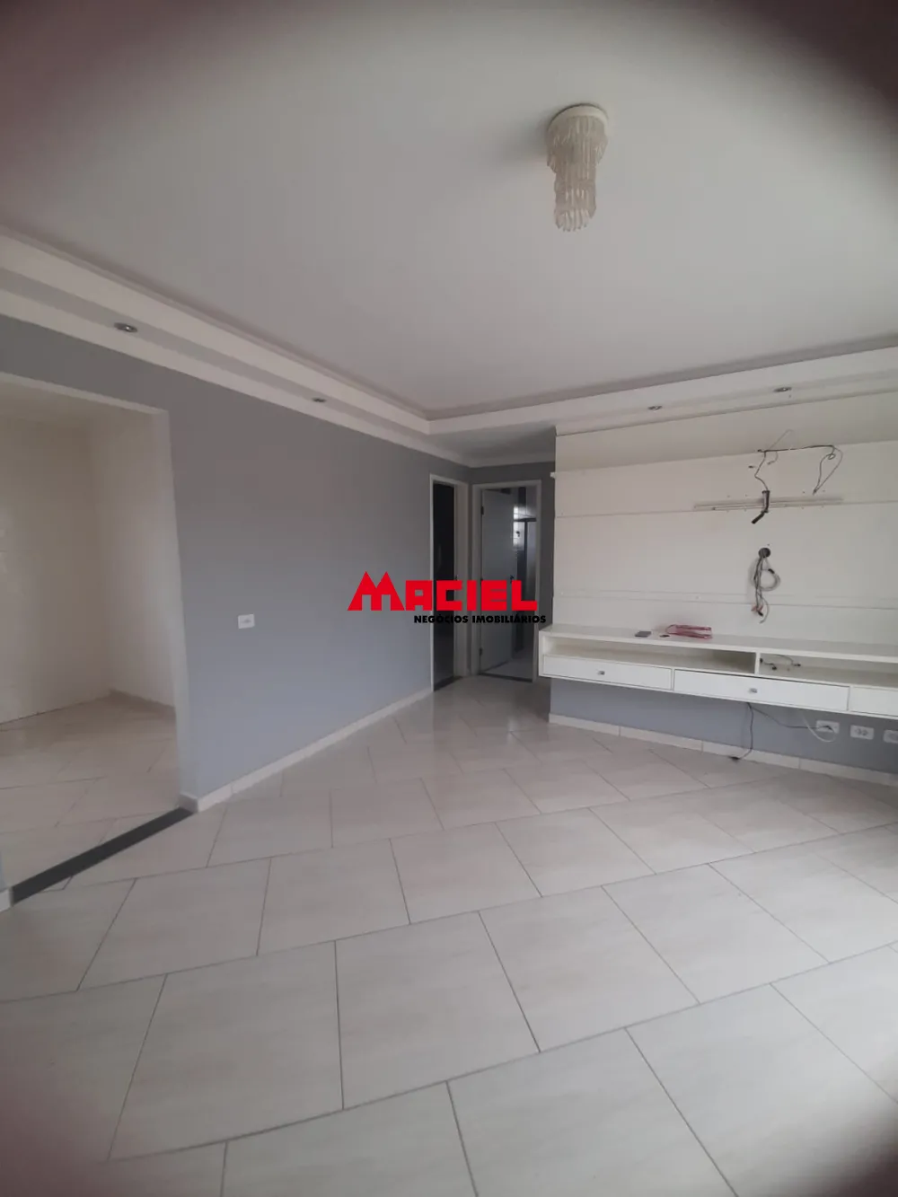 Alugar Apartamento / Padr&atilde;o em S&atilde;o Jos&eacute; dos Campos R$ 1.100,00 - Foto 2