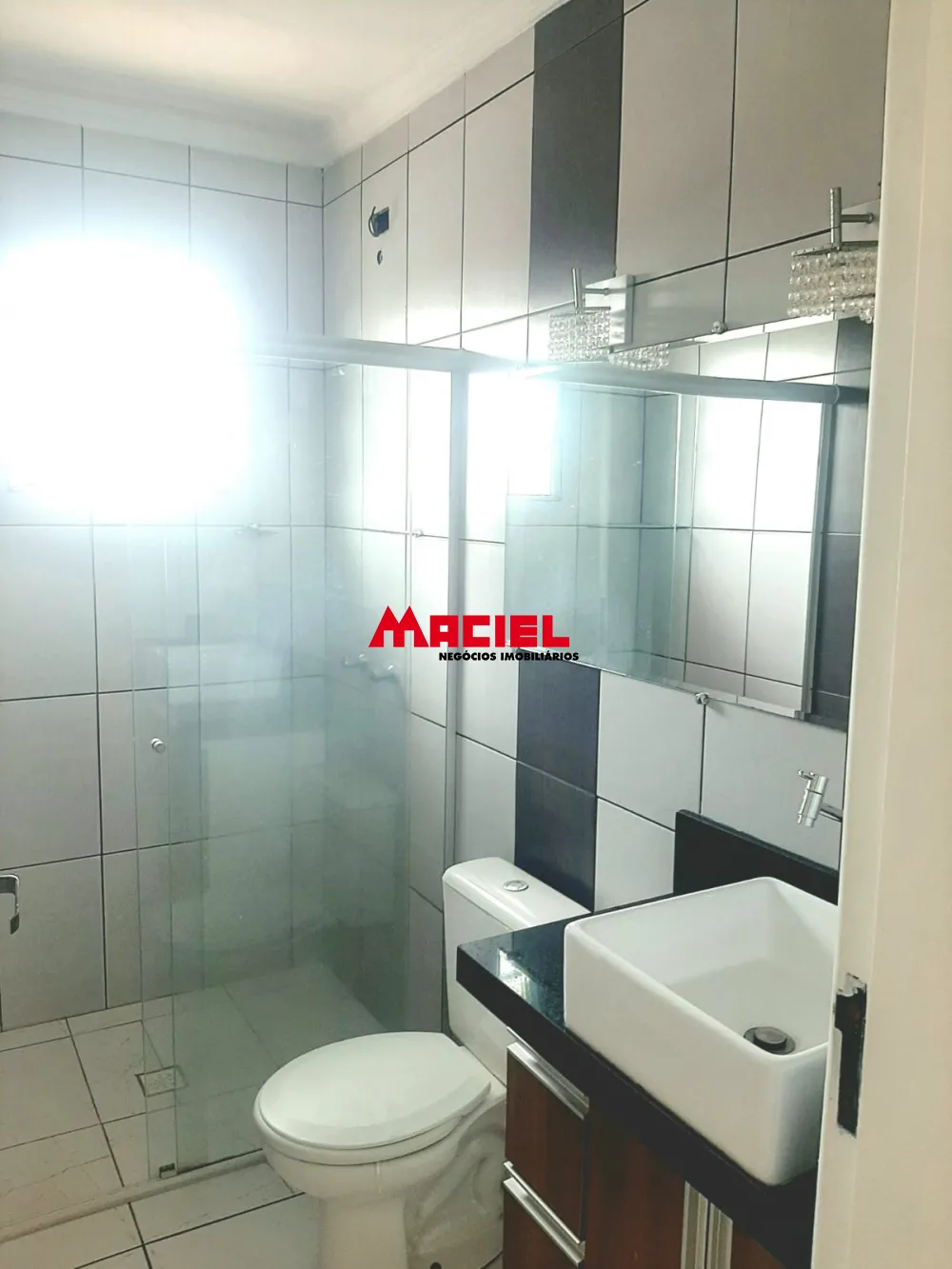 Alugar Apartamento / Padr&atilde;o em S&atilde;o Jos&eacute; dos Campos R$ 1.100,00 - Foto 10