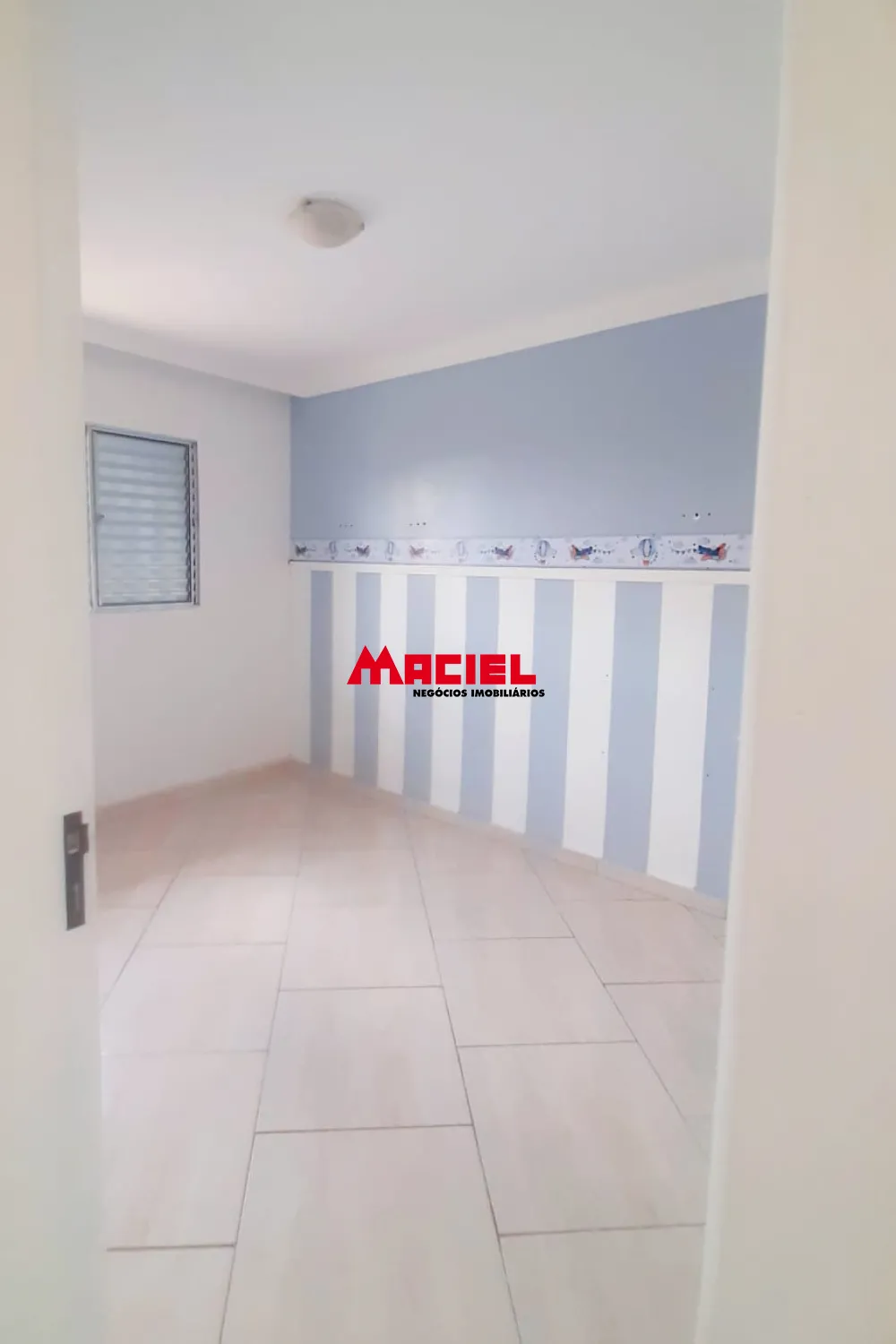 Alugar Apartamento / Padr&atilde;o em S&atilde;o Jos&eacute; dos Campos R$ 1.100,00 - Foto 8