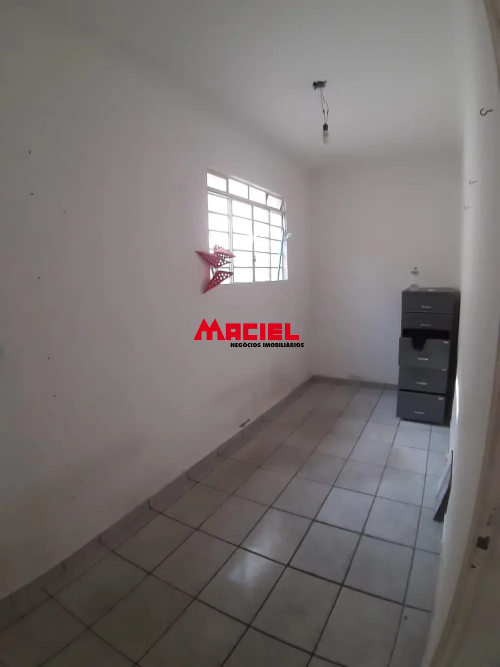 Alugar Comercial / Fundo em S&atilde;o Jos&eacute; dos Campos R$ 3.200,00 - Foto 8