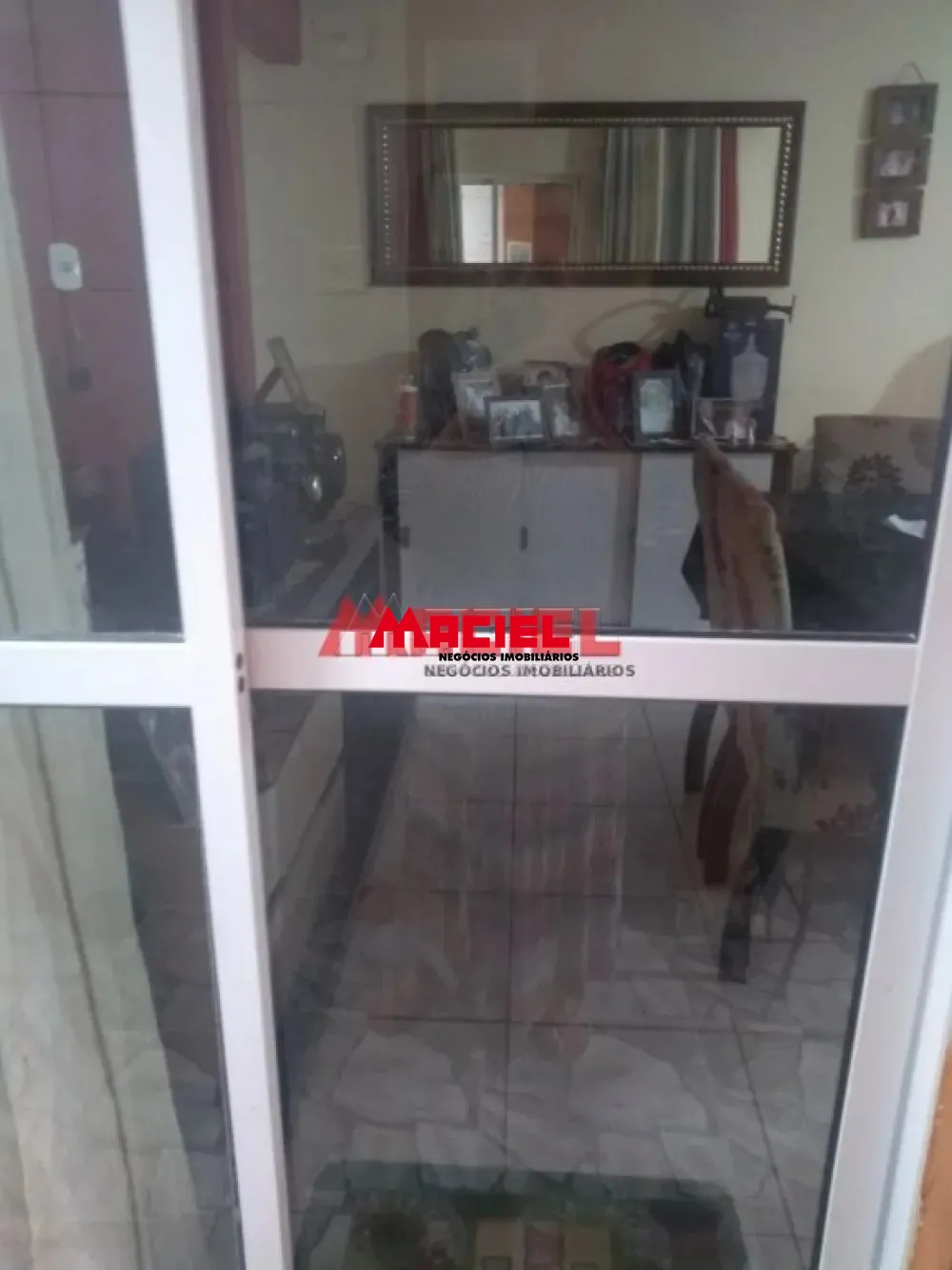 Alugar Casa / Padr&atilde;o em S&atilde;o Jos&eacute; dos Campos R$ 2.000,00 - Foto 4