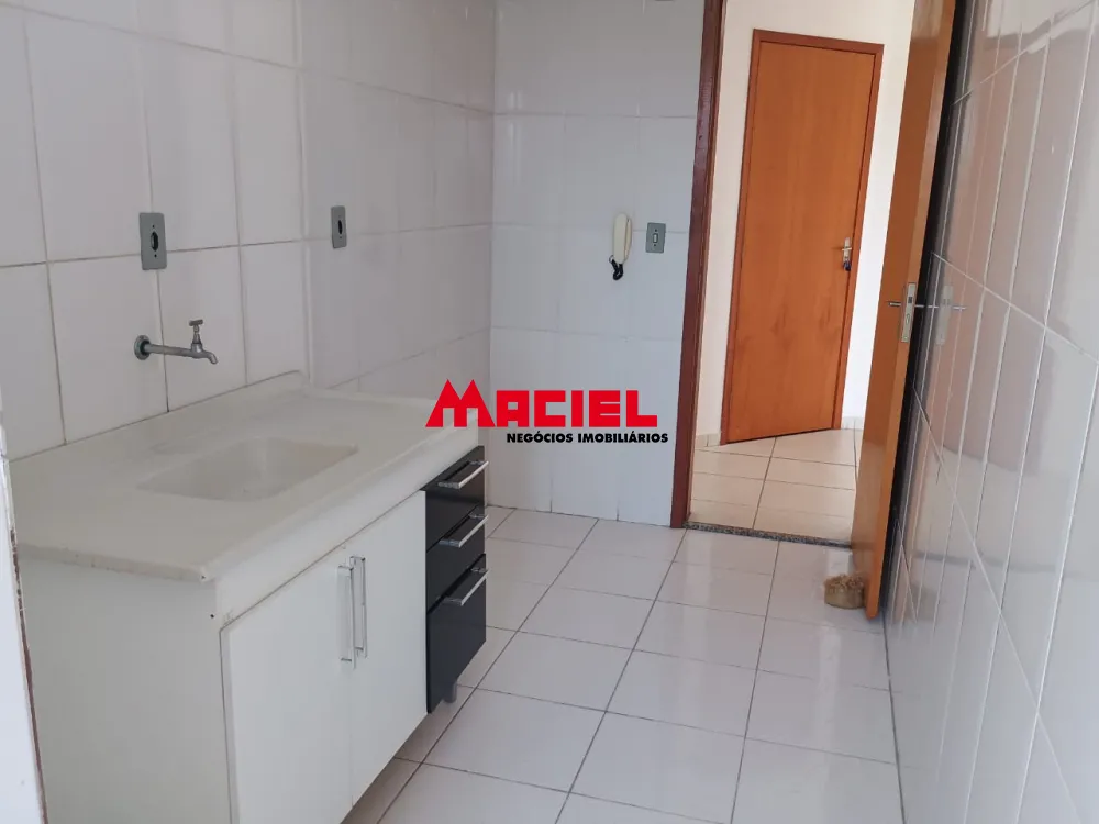 Alugar Apartamento / Padr&atilde;o em S&atilde;o Jos&eacute; dos Campos R$ 1.240,00 - Foto 6