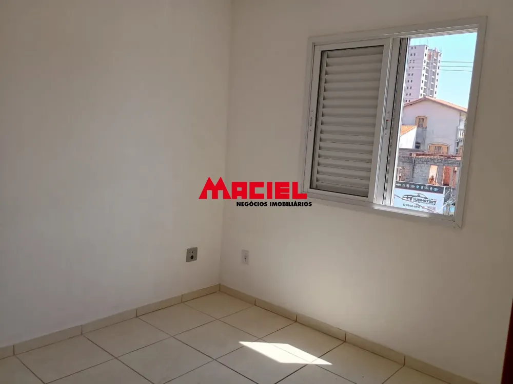 Alugar Apartamento / Padr&atilde;o em S&atilde;o Jos&eacute; dos Campos R$ 1.240,00 - Foto 32