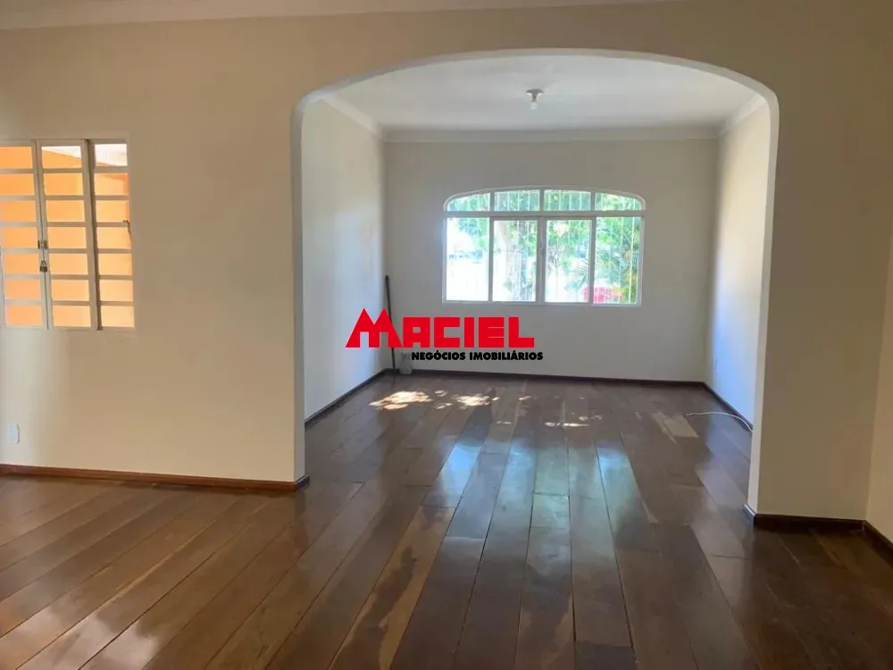 Alugar Casa / Padr&atilde;o em S&atilde;o Jos&eacute; dos Campos R$ 4.300,00 - Foto 5