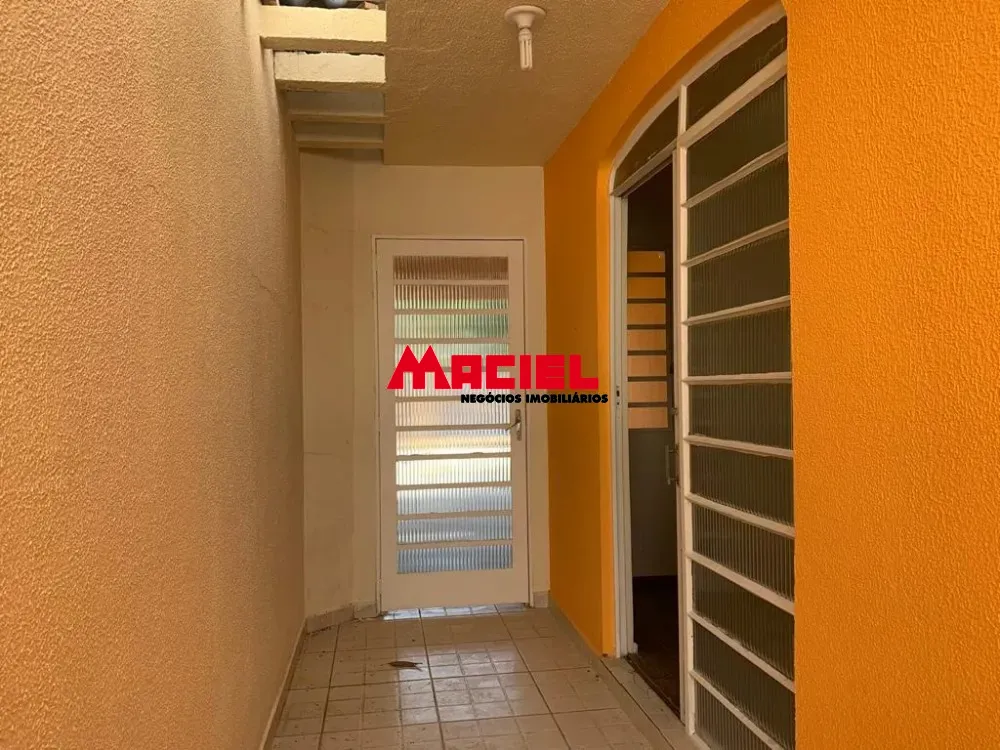 Alugar Casa / Padr&atilde;o em S&atilde;o Jos&eacute; dos Campos R$ 4.300,00 - Foto 13