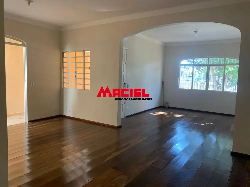 Alugar Casa / Padr&atilde;o em S&atilde;o Jos&eacute; dos Campos R$ 4.300,00 - Foto 20