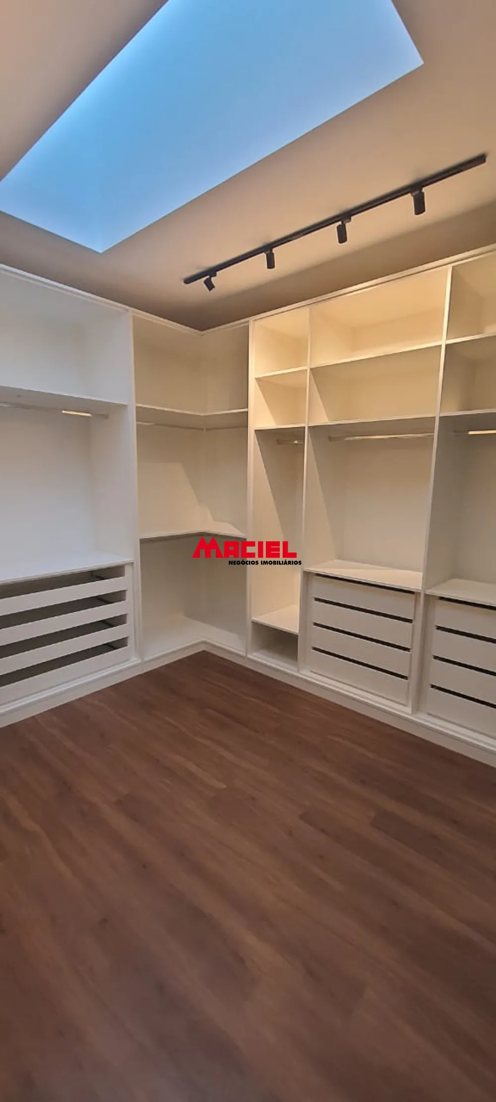 Alugar Casa / Condom&iacute;nio em S&atilde;o Jos&eacute; dos Campos R$ 25.000,00 - Foto 12