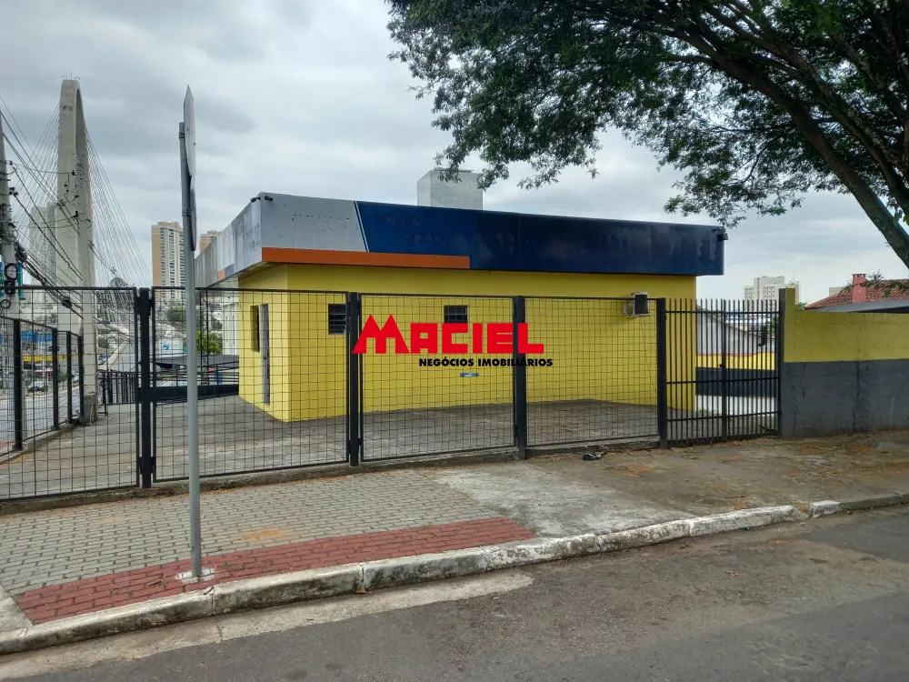 Alugar Comercial / Ponto Comercial em S&atilde;o Jos&eacute; dos Campos R$ 30.000,00 - Foto 16