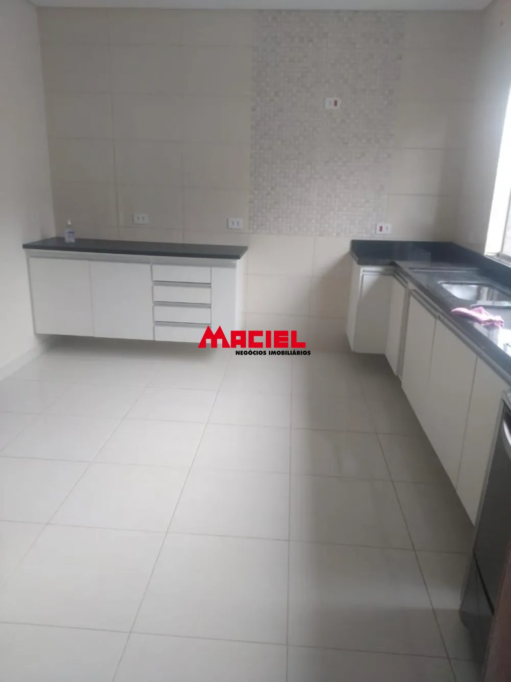 Alugar Casa / Condom&iacute;nio em Jacare&iacute; R$ 7.000,00 - Foto 9