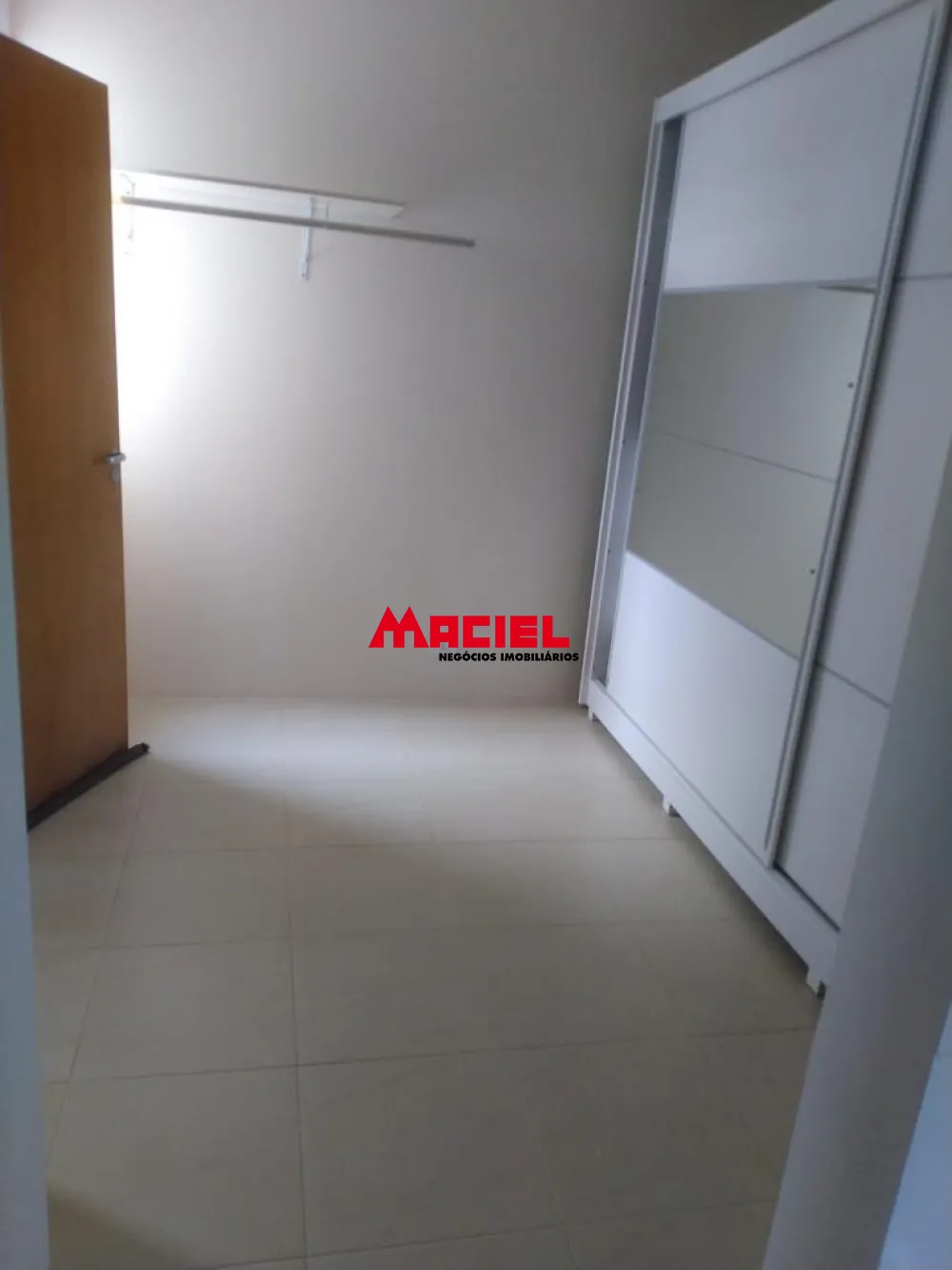 Alugar Casa / Condom&iacute;nio em Jacare&iacute; R$ 7.000,00 - Foto 23