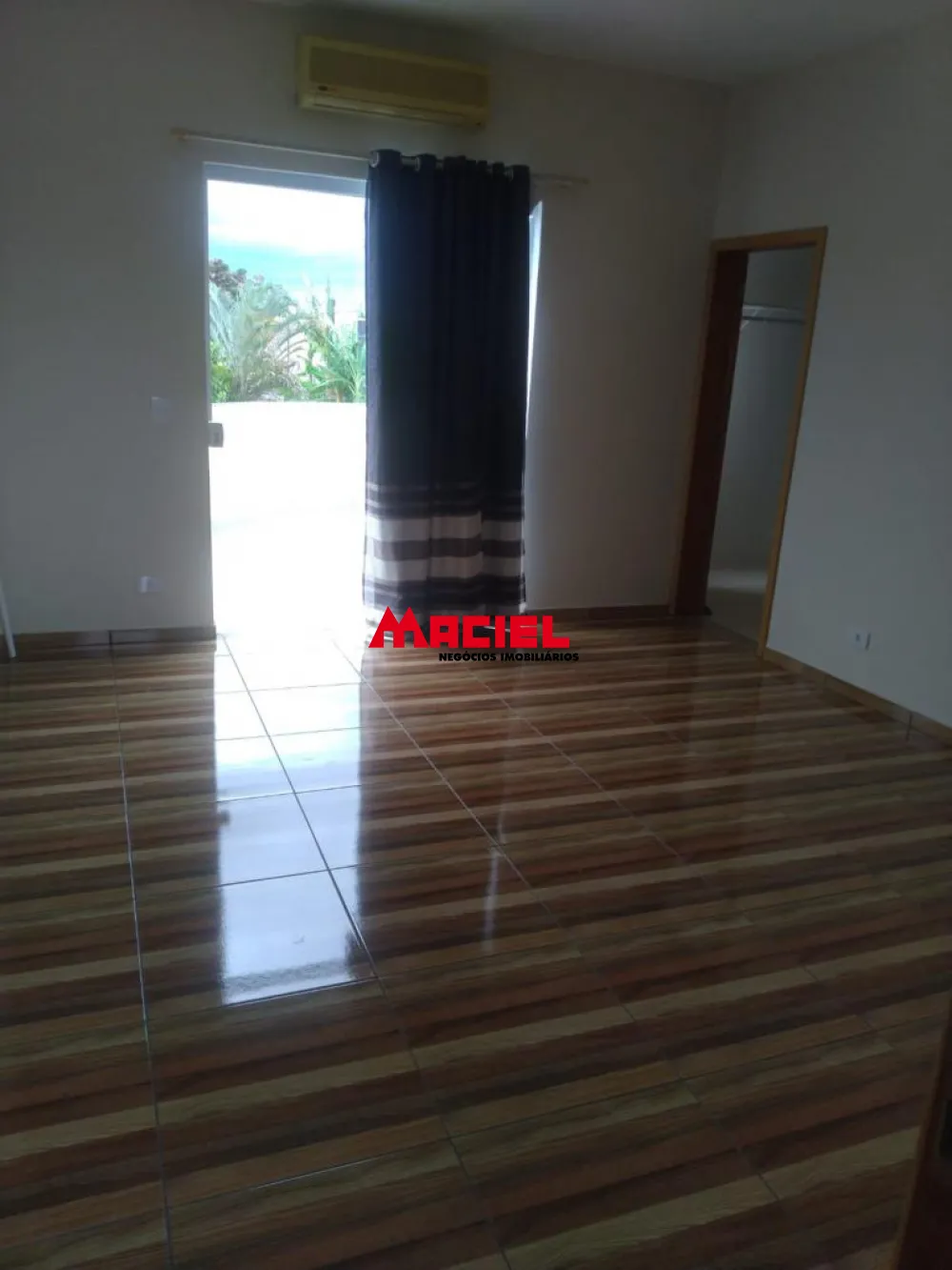 Alugar Casa / Condom&iacute;nio em Jacare&iacute; R$ 7.000,00 - Foto 25