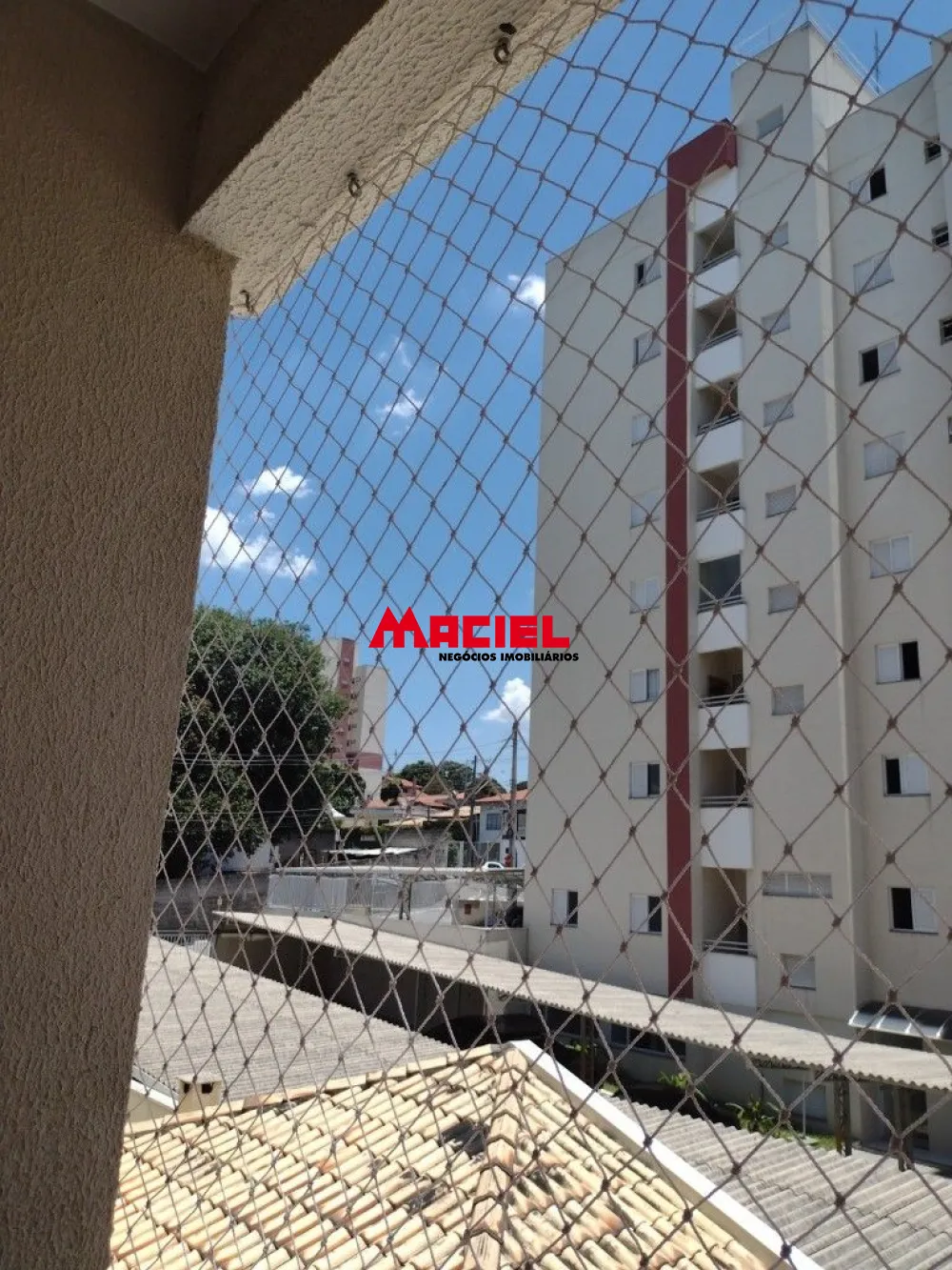 Comprar Apartamento / Padr&atilde;o em S&atilde;o Jos&eacute; dos Campos R$ 350.000,00 - Foto 3