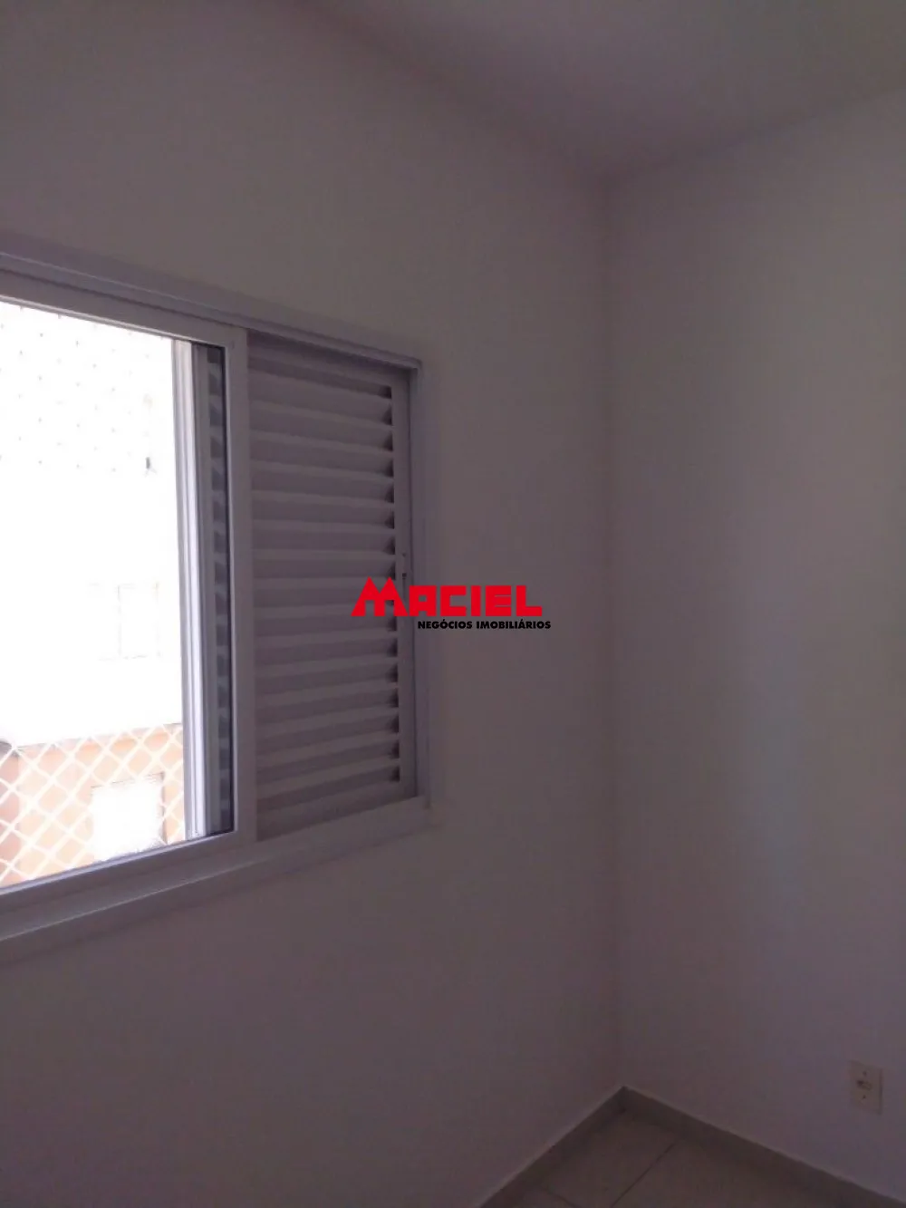 Comprar Apartamento / Padr&atilde;o em S&atilde;o Jos&eacute; dos Campos R$ 350.000,00 - Foto 5