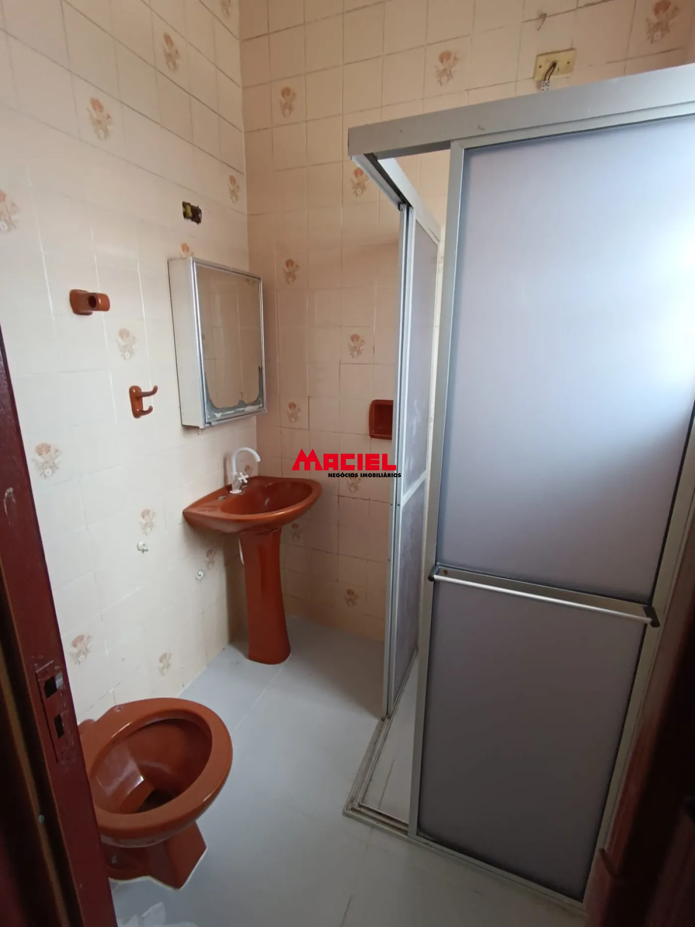 Alugar Casa / Padr&atilde;o em S&atilde;o Jos&eacute; dos Campos R$ 2.500,00 - Foto 23