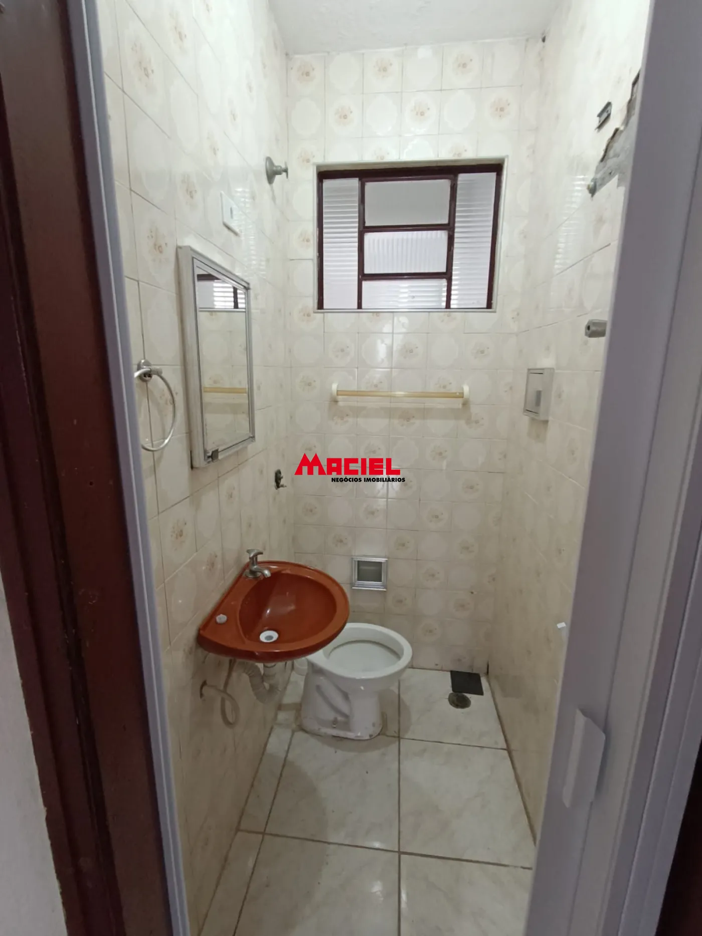 Alugar Casa / Padr&atilde;o em S&atilde;o Jos&eacute; dos Campos R$ 2.500,00 - Foto 25