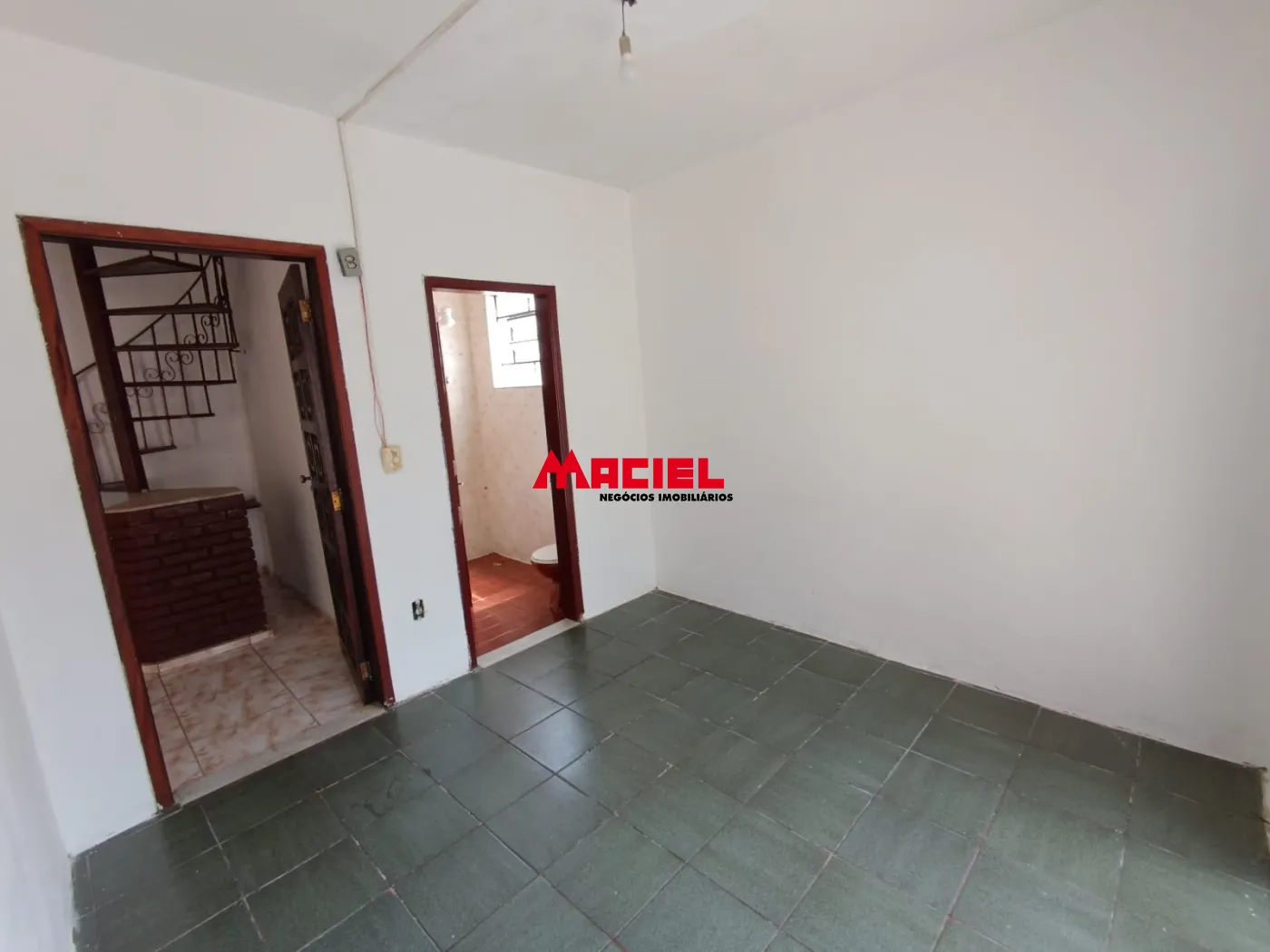 Alugar Casa / Padr&atilde;o em S&atilde;o Jos&eacute; dos Campos R$ 2.500,00 - Foto 27