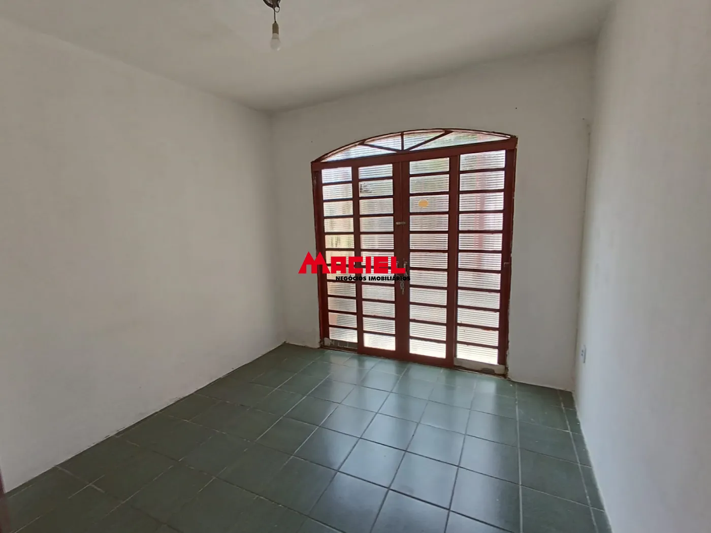 Alugar Casa / Padr&atilde;o em S&atilde;o Jos&eacute; dos Campos R$ 2.500,00 - Foto 29