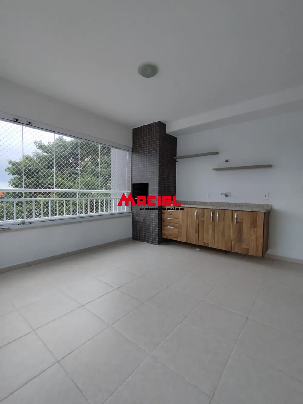 Alugar Apartamento / Padr&atilde;o em S&atilde;o Jos&eacute; dos Campos R$ 3.600,00 - Foto 2