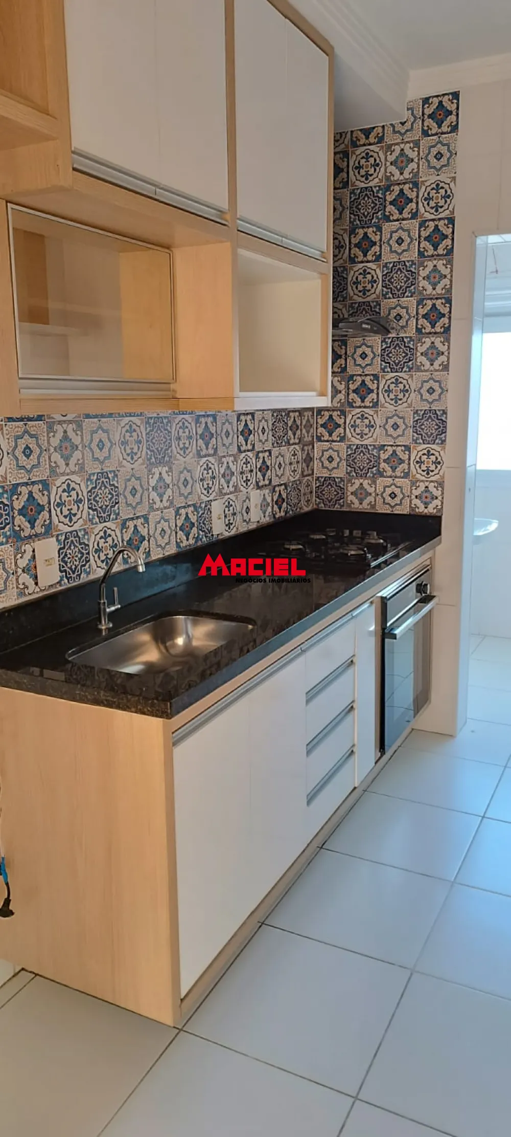 Alugar Apartamento / Padr&atilde;o em S&atilde;o Jos&eacute; dos Campos R$ 2.000,00 - Foto 3