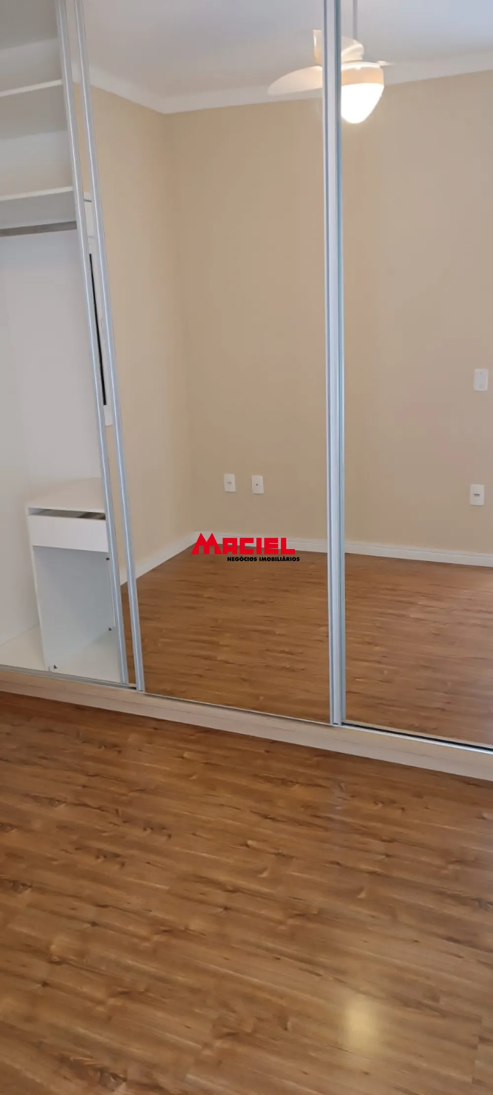 Alugar Apartamento / Padr&atilde;o em S&atilde;o Jos&eacute; dos Campos R$ 2.000,00 - Foto 14