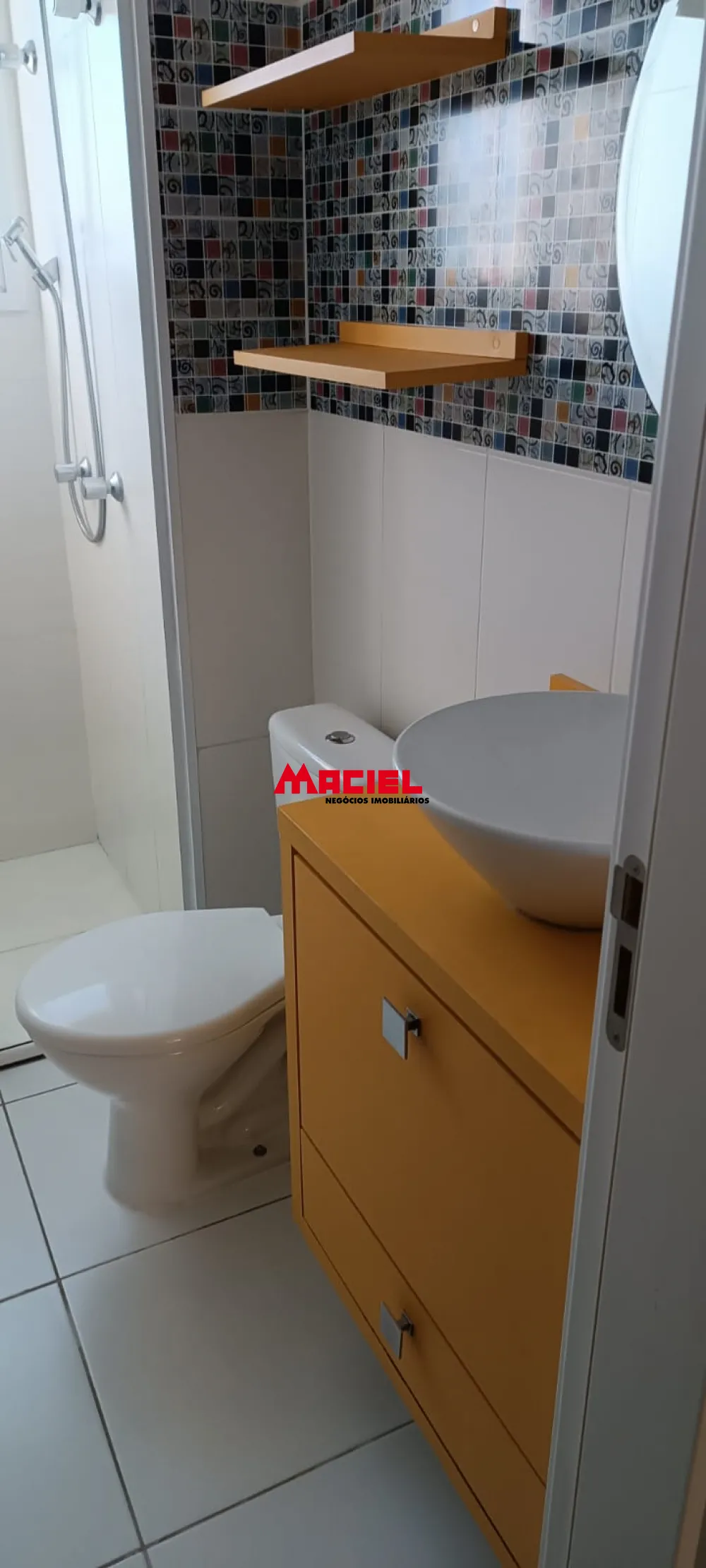 Alugar Apartamento / Padr&atilde;o em S&atilde;o Jos&eacute; dos Campos R$ 2.000,00 - Foto 15