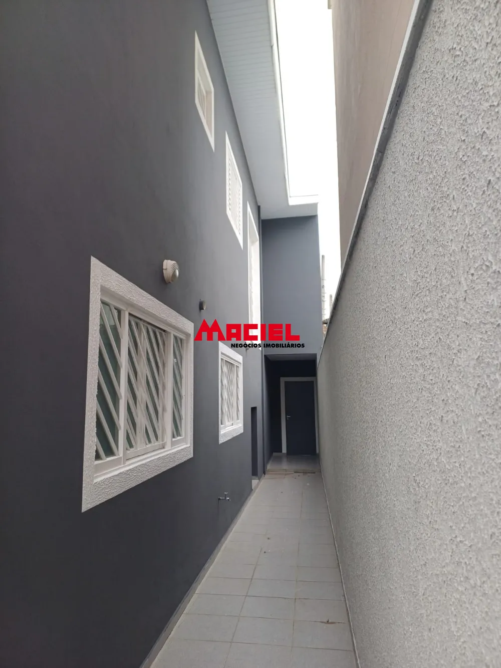 Alugar Casa / Sobrado em S&atilde;o Jos&eacute; dos Campos R$ 3.500,00 - Foto 7