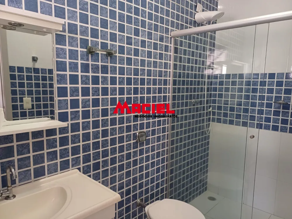Alugar Casa / Sobrado em S&atilde;o Jos&eacute; dos Campos R$ 3.500,00 - Foto 13